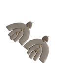 Aina beige