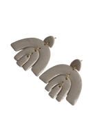 Aina beige