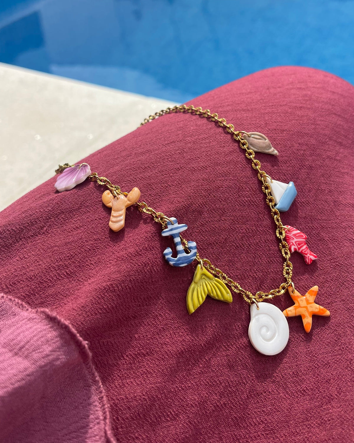 Collar summer