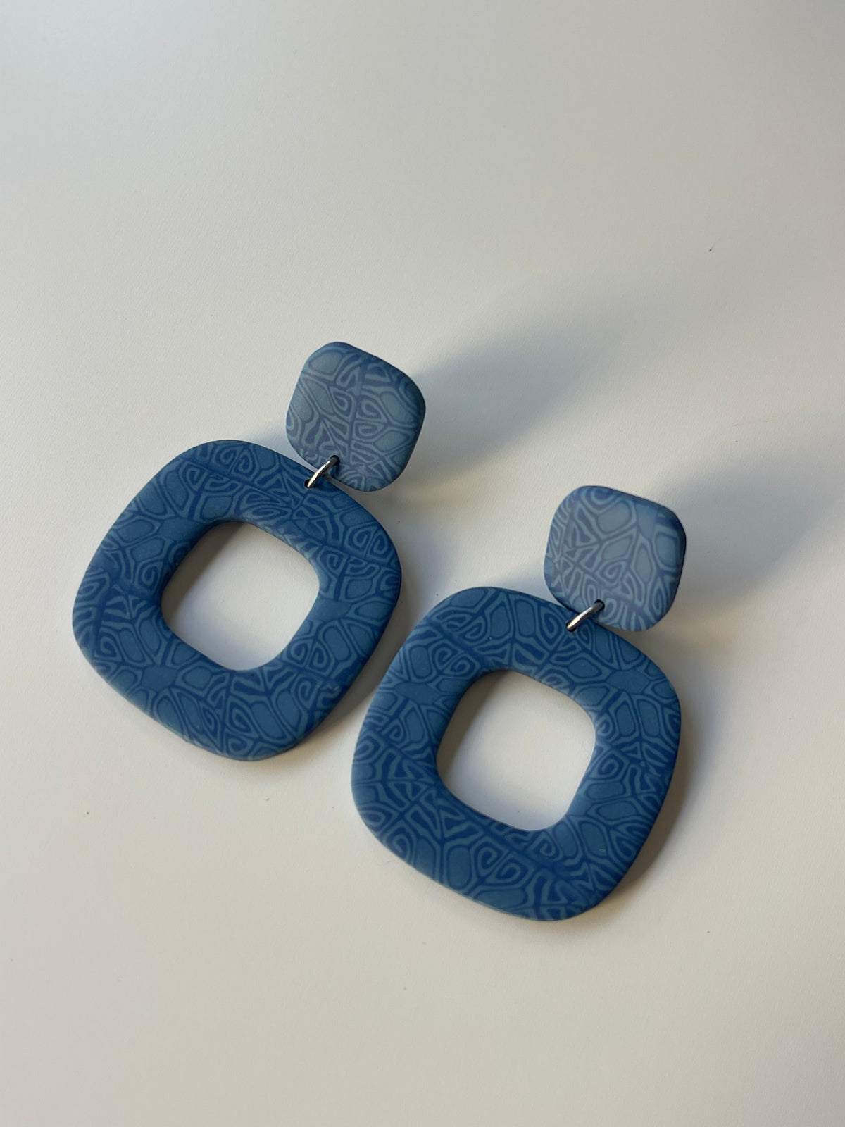 Pendientes ligeros artesanales